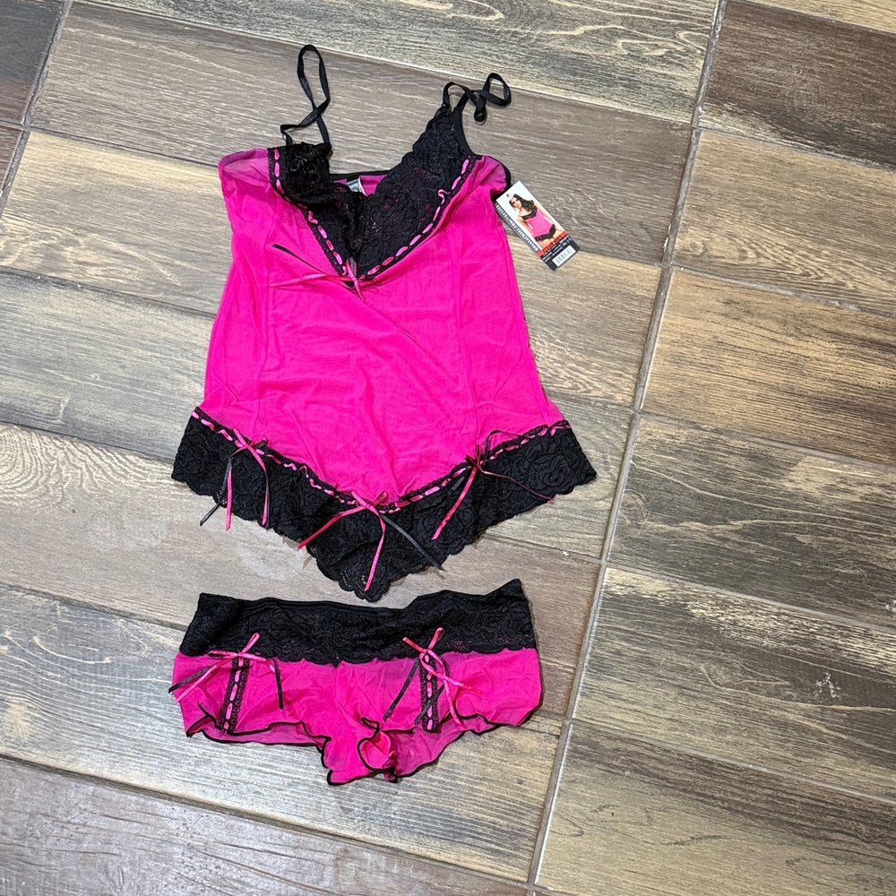 Elegant Pink and Black Lace Chemise Set